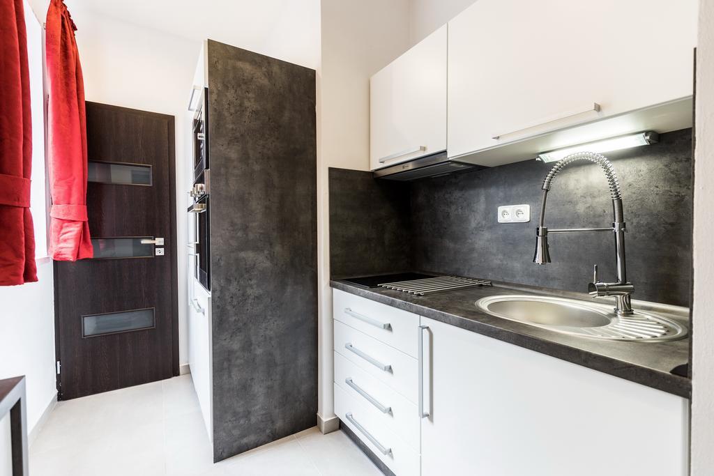 Hotel Apartments Benesova 6 Kutna Hora Room photo